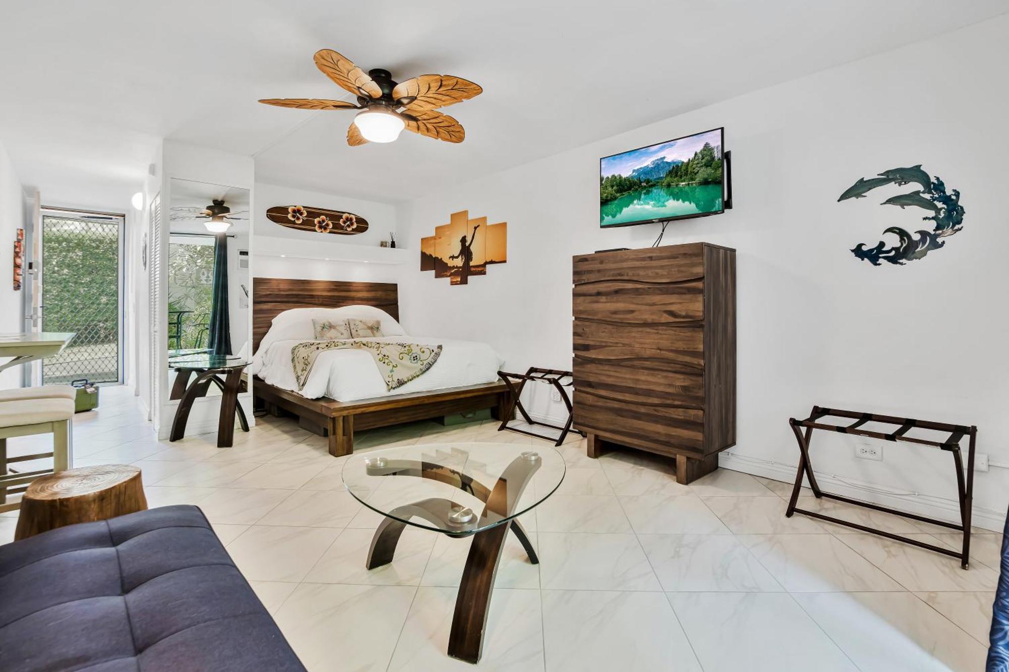 Downtown Hawaiian Theme Condo With Hot Tub, Pool & Beach - Kona Islander Inn Kailua-Kona Exterior foto